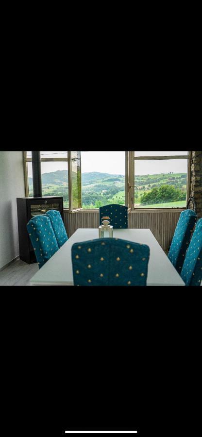 La Baita Nei Boschi Villa Serramazzoni ภายนอก รูปภาพ